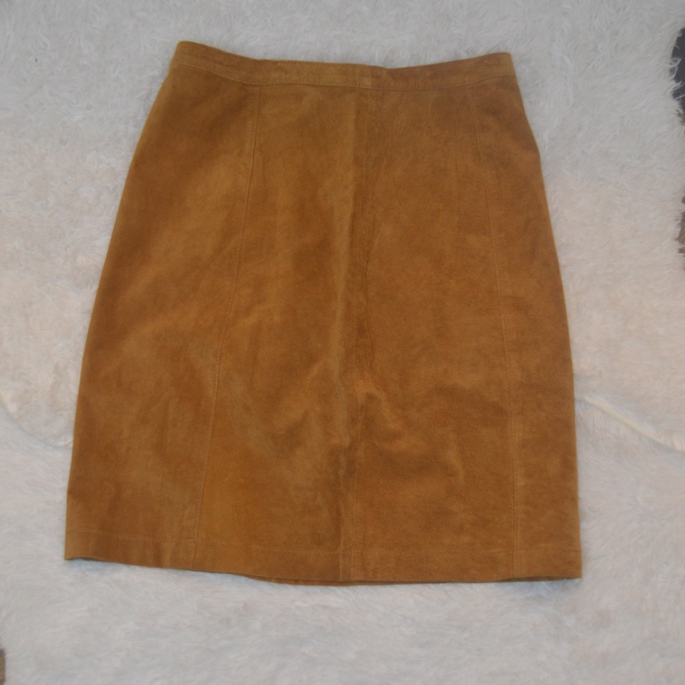 🛑🛑Suede Skirt - Picture 2 of 2